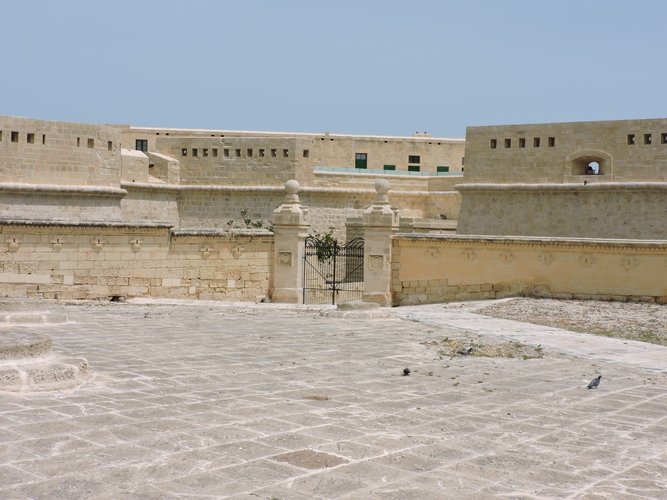 DSCN1065.JPG